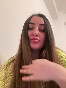 Snapshot of hotAlys chatting on 4, 3, 2025 hotAlys online show from 4, 3, 2025