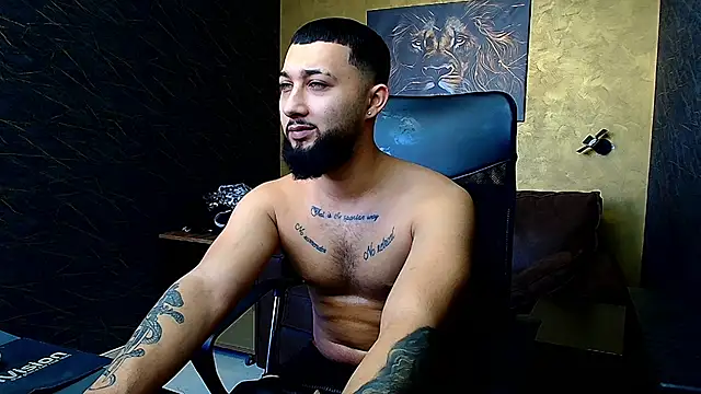 Snapshot of JaceZachary chatting on 24, 2, 2025 JaceZachary online show from 24, 2, 2025
