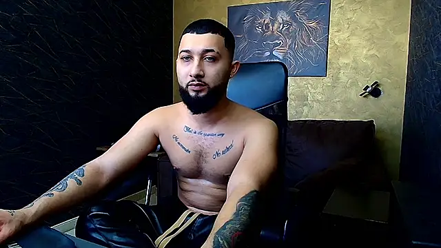 Snapshot of JaceZachary chatting on 24, 2, 2025 JaceZachary online show from 24, 2, 2025