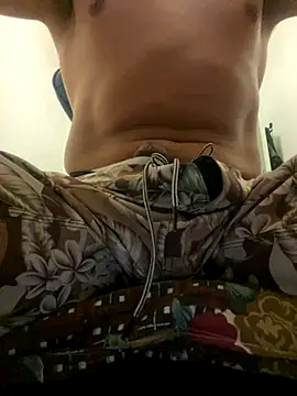 Snapshot of mcloveyiii chatting on 2, 12, 2025 mcloveyiii online show from 2, 12, 2025