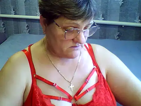 Snapshot of ElzaJewel chatting on 12, 1, 2026 ElzaJewel online show from 12, 1, 2026