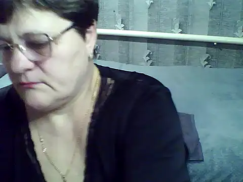 Snapshot of ElzaJewel chatting on 13, 1, 2026 ElzaJewel online show from 13, 1, 2026