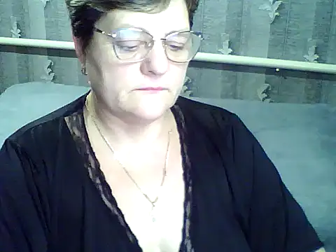 Snapshot of ElzaJewel chatting on 14, 1, 2026 ElzaJewel online show from 14, 1, 2026
