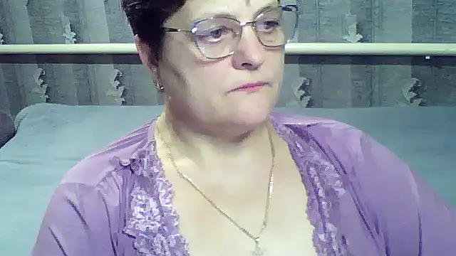 Snapshot of ElzaJewel chatting on 17, 2, 2026 ElzaJewel online show from 17, 2, 2026