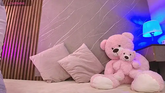 ariana jhonson1 online show from 24, 2, 2026