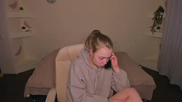 YourMegan online show from 9, 2, 2026