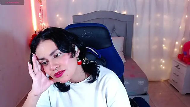 Snapshot of veronica_luar chatting on 1, 3, 2025 veronica luar online show from 1, 3, 2025