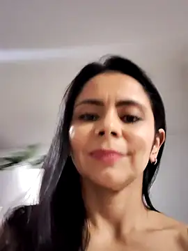 Snapshot of hema_gold chatting on 6, 2, 2025 hema gold online show from 6, 2, 2025
