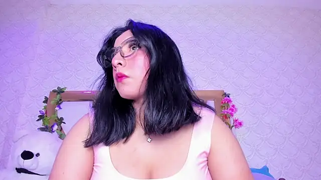 BeccaMathew online show from 11, 5, 2026