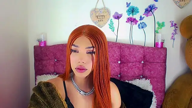 Snapshot of Khloe_Leal chatting on 16, 3, 2025 Khloe Leal online show from 16, 3, 2025