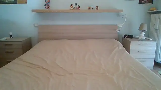 PrincessEileen89 online show from 1, 10, 2025