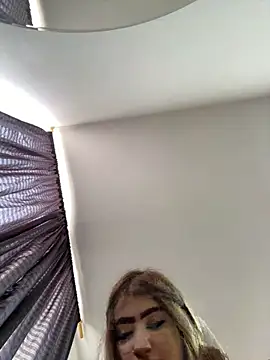 Snapshot of akirahattori chatting on 21, 2, 2026 akirahattori online show from 21, 2, 2026