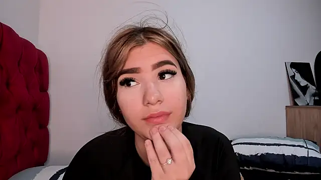 Snapshot of akirahattori chatting on 2, 3, 2026 akirahattori online show from 2, 3, 2026