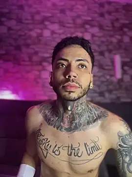 Snapshot of Walker_Thomas1 chatting on 22, 9, 2025 Walker Thomas1 online show from 22, 9, 2025