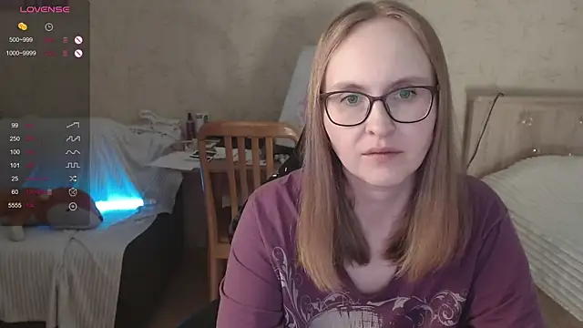 Snapshot of Agatha_Mott chatting on 27, 9, 2025 Agatha Mott online show from 27, 9, 2025