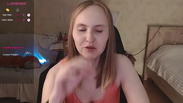 Snapshot of Agatha_Mott chatting on 4, 10, 2025 Agatha Mott online show from 4, 10, 2025