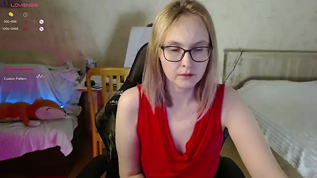 Snapshot of Agatha_Mott chatting on 25, 10, 2025 Agatha Mott online show from 25, 10, 2025