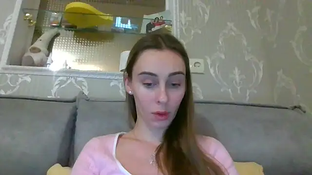 Barbie Giirls  online show from 9, 3, 2025