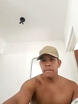 Snapshot of liamlara chatting on 18, 3, 2025 liamlara online show from 18, 3, 2025