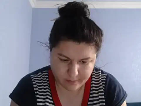 Snapshot of KiraSwee chatting on 30, 1, 2025 KiraSwee online show from 30, 1, 2025