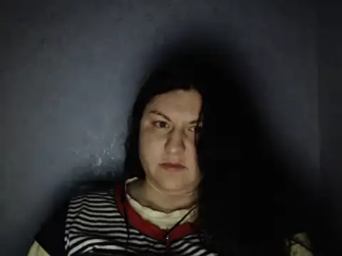 Snapshot of KiraSwee chatting on 26, 2, 2025 KiraSwee online show from 26, 2, 2025