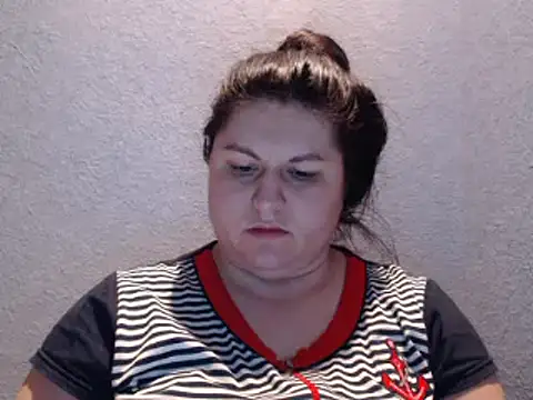 Snapshot of KiraSwee chatting on 6, 3, 2025 KiraSwee online show from 6, 3, 2025