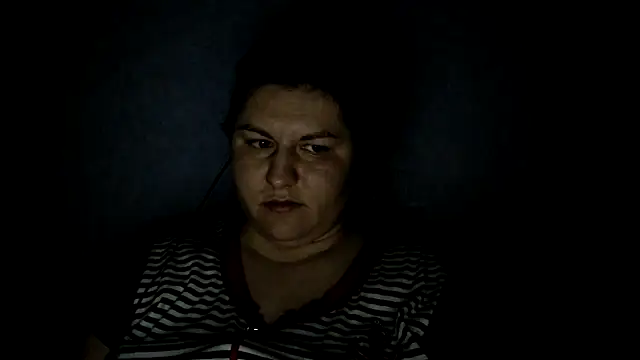 Snapshot of KiraSwee chatting on 7, 3, 2025 KiraSwee online show from 7, 3, 2025