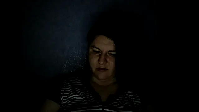 Snapshot of KiraSwee chatting on 10, 3, 2025 KiraSwee online show from 10, 3, 2025