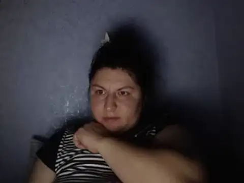 Snapshot of KiraSwee chatting on 21, 9, 2025 KiraSwee online show from 21, 9, 2025