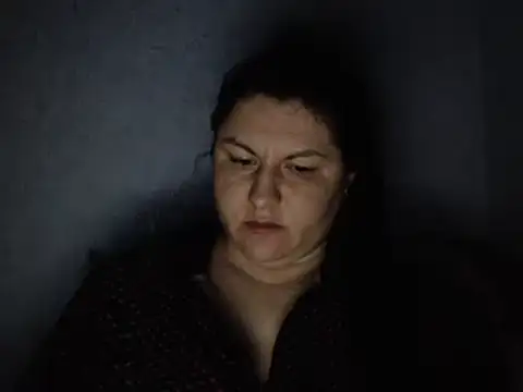 Snapshot of KiraSwee chatting on 3, 10, 2025 KiraSwee online show from 3, 10, 2025