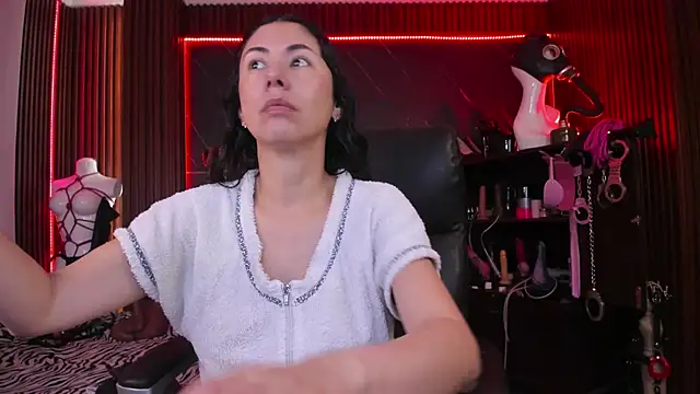 Snapshot of XiaQueen chatting on 7, 11, 2025 XiaQueen online show from 7, 11, 2025