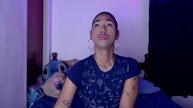 Snapshot of Alissemasiel chatting on 8, 9, 2025 Alissemasiel online show from 8, 9, 2025