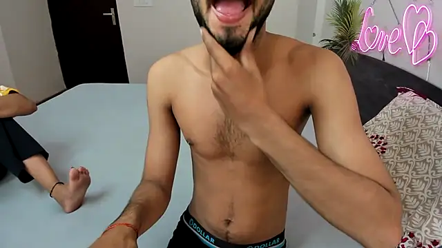 Queen Couple online show from 21, 9, 2025