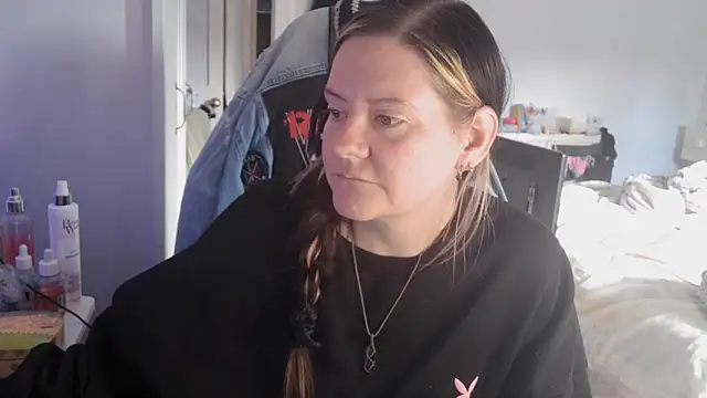 AureliaXOX online show from 30, 9, 2025