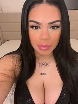 mrsbellanova online show from 3, 2, 2025