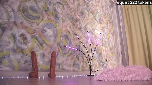 queeneliaa online show from 11, 3, 2025