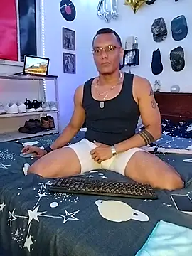 XhaseFoX online show from 16, 2, 2025