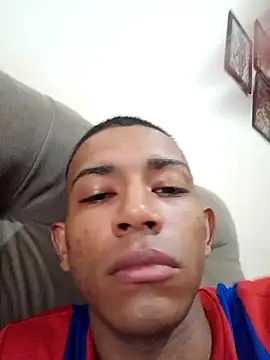 Snapshot of Mineirinho043 chatting on 4, 2, 2025 Mineirinho043 online show from 4, 2, 2025