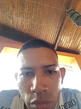 Snapshot of Mineirinho043 chatting on 15, 2, 2025 Mineirinho043 online show from 15, 2, 2025