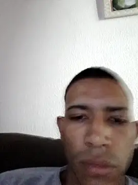 Snapshot of Mineirinho043 chatting on 18, 2, 2025 Mineirinho043 online show from 18, 2, 2025