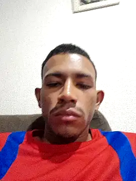 Snapshot of Mineirinho043 chatting on 3, 3, 2025 Mineirinho043 online show from 3, 3, 2025