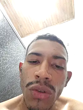 Snapshot of Mineirinho043 chatting on 8, 3, 2025 Mineirinho043 online show from 8, 3, 2025