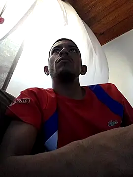 Snapshot of Mineirinho043 chatting on 8, 3, 2025 Mineirinho043 online show from 8, 3, 2025