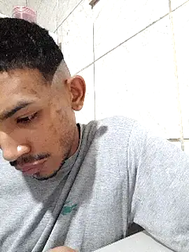 Snapshot of Mineirinho043 chatting on 17, 3, 2025 Mineirinho043 online show from 17, 3, 2025