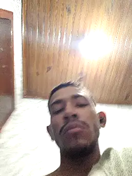 Snapshot of Mineirinho043 chatting on 17, 3, 2025 Mineirinho043 online show from 17, 3, 2025