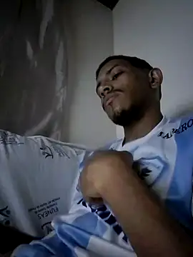 Snapshot of Mineirinho043 chatting on 19, 3, 2025 Mineirinho043 online show from 19, 3, 2025