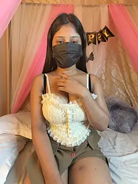 hotgirlpriya789 online show from 21, 11, 2025