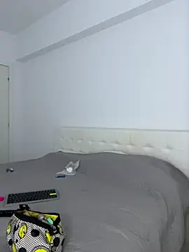 Celine Roxelle online show from 19, 12, 2025