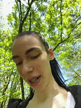 Celine Roxelle online show from 5, 5, 2026