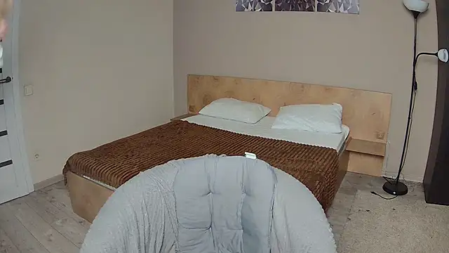 Snapshot of MalibuGirl_ chatting on 7, 3, 2025 MalibuGirl online show from 7, 3, 2025